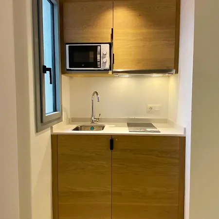 Myo Barcelona & Aparthotel Castelldefels