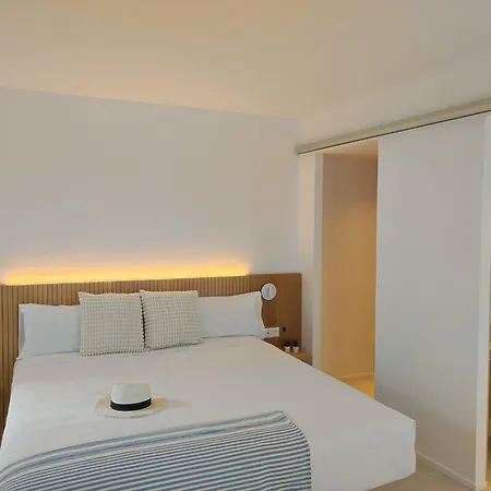 Myo Barcelona & Aparthotel Castelldefels